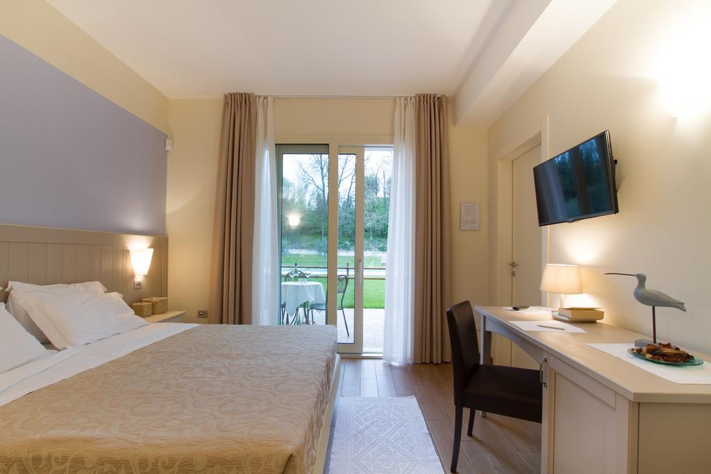 Agriturismo Ai Prati Lazise Buitenkant foto